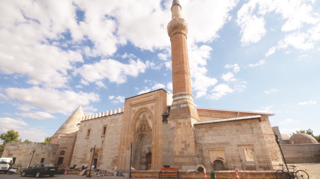 Eşrefoğlu Camii Nerede  Nasıl Gidilir – Beyşehir – Konya