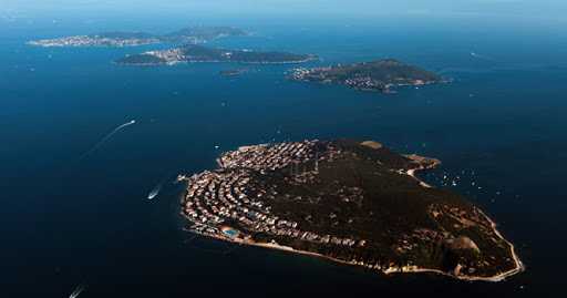 Büyükada’ya Nasıl Gidilir – ADALAR / İSTANBUL